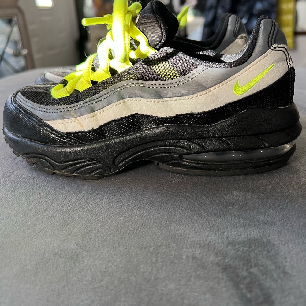 Nike Air Max 95 (Boys)